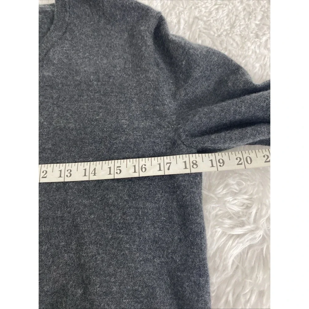 J. Crew Sweater Top Size M 100% Merino Wool Womens Dark Gray V Neck Soft Slim